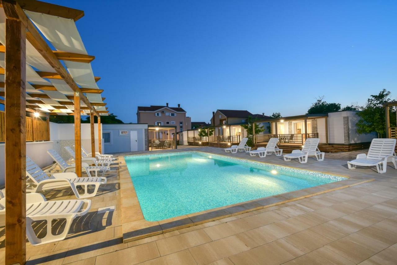 Bungalov Medanic - Private Pool Privlaka  Exterior foto